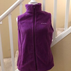 Columbia  vest